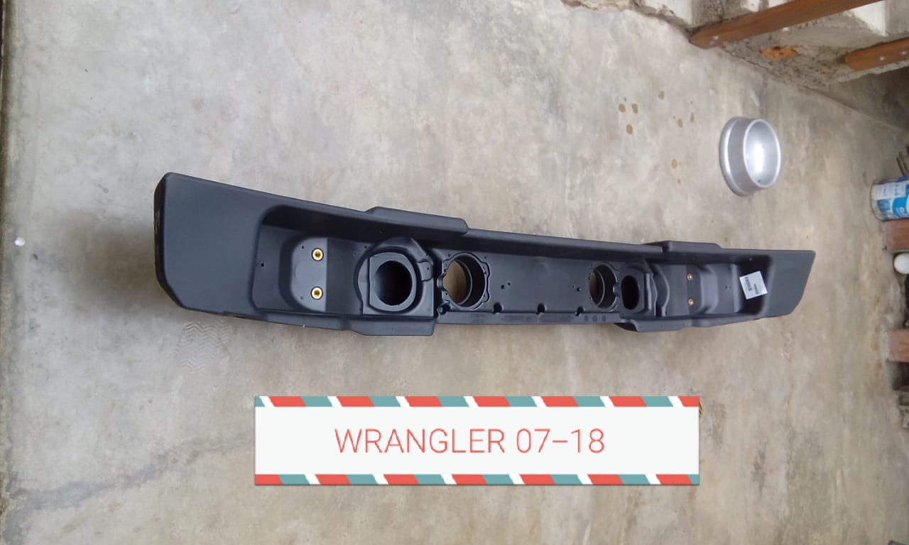 PARACHOQUES DELANTERO JEEP WRANGLER 2007 AL 2018